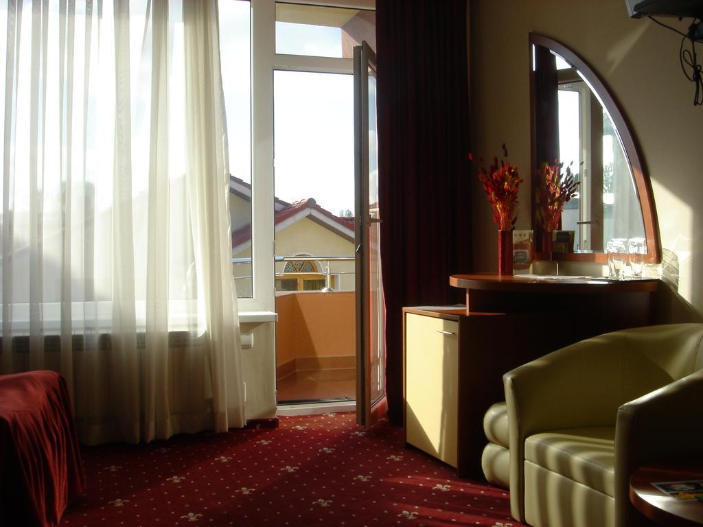 Hotel Kleyn Konstanca Zewnętrze zdjęcie