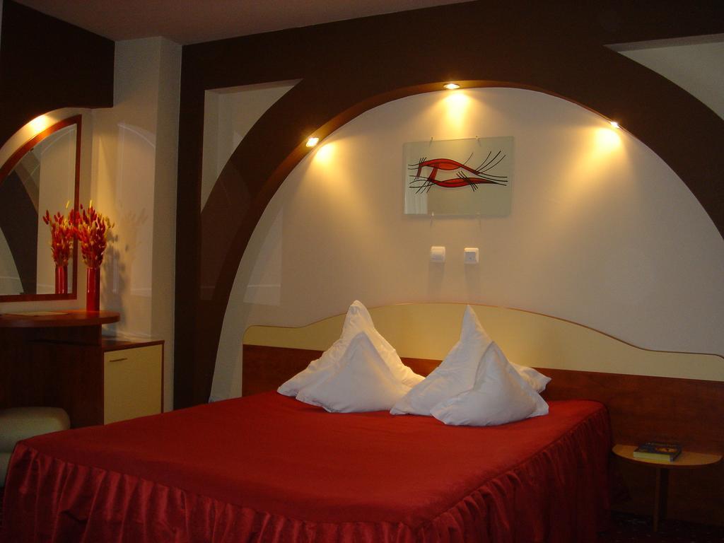 Hotel Kleyn Konstanca Zewnętrze zdjęcie